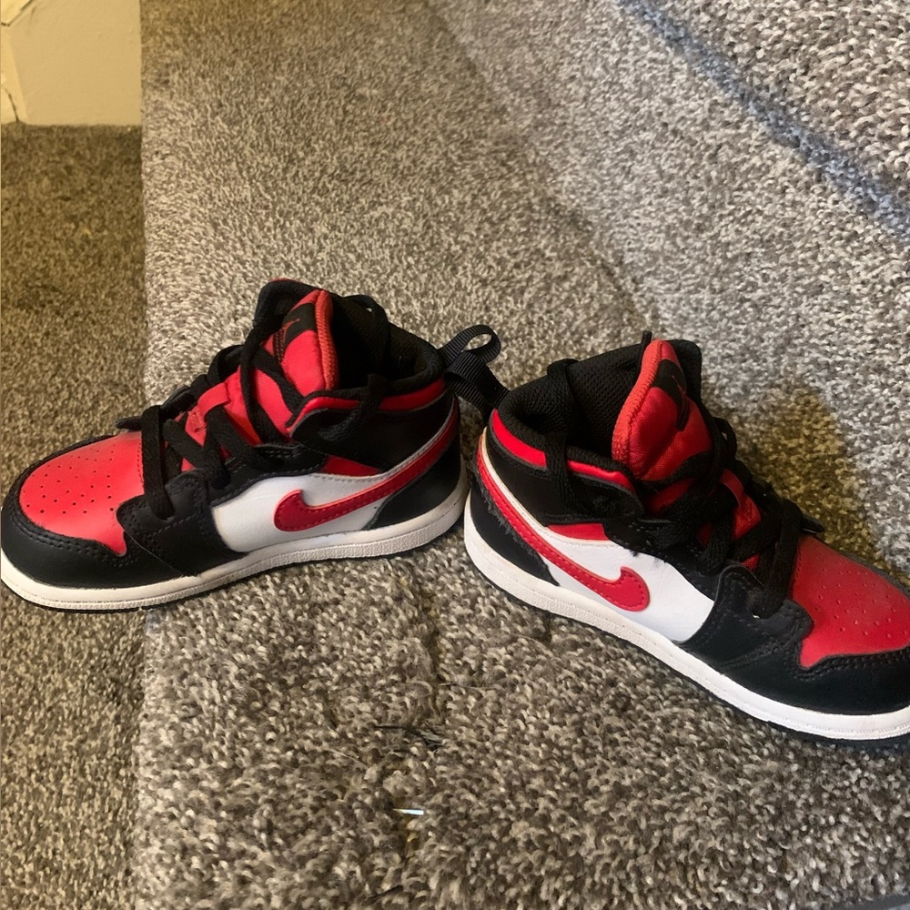 Jordan 1 - Picture 3 of 6